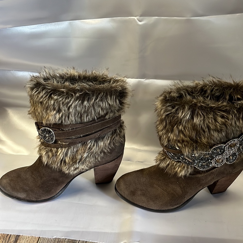 Naughty monkey booties size 10 - Picture 2 of 5